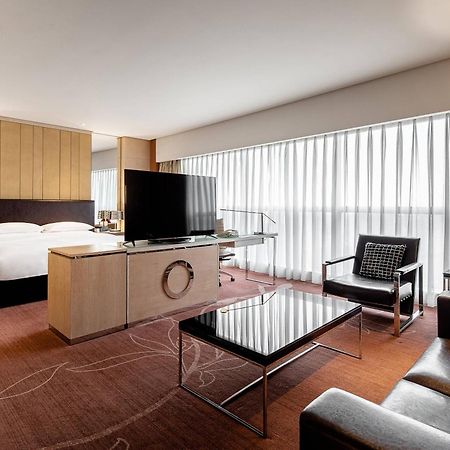 Renaissance Chengdu Hotel Екстериор снимка