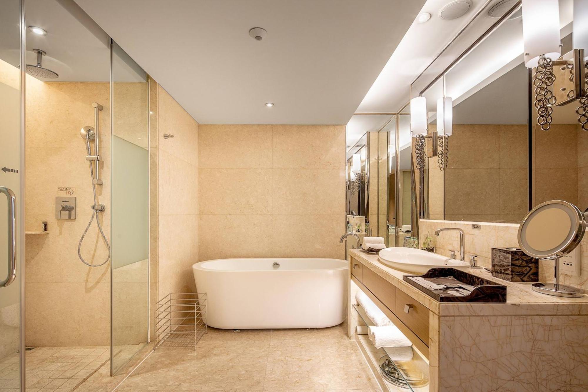 Renaissance Chengdu Hotel Екстериор снимка