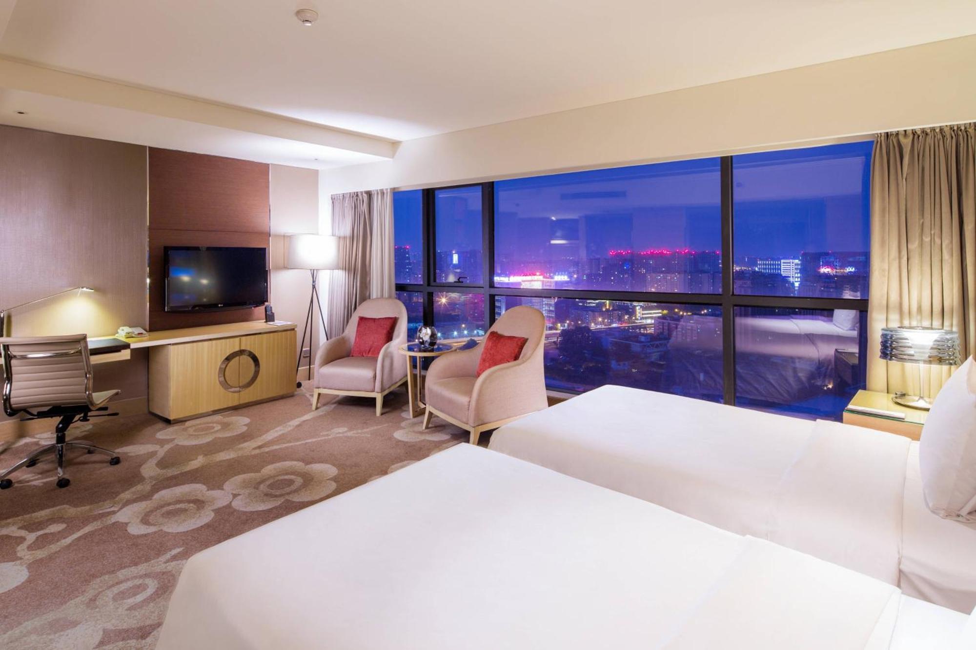 Renaissance Chengdu Hotel Екстериор снимка